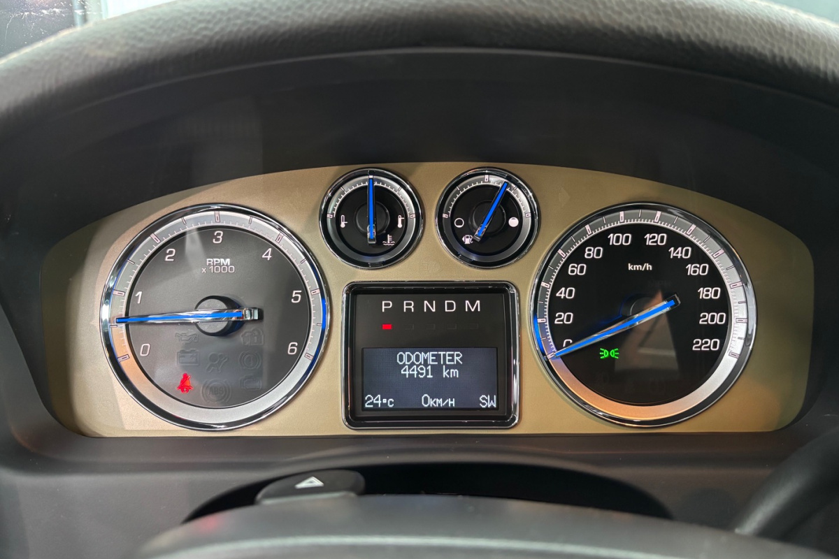 Ponuka vozidiel / Cadillac Escalade 6.2 V8 Platinum Edition A/T - video Ponuka vozidiel / Cadillac Escalade 6.2 V8 Platinum Edition A/T - video