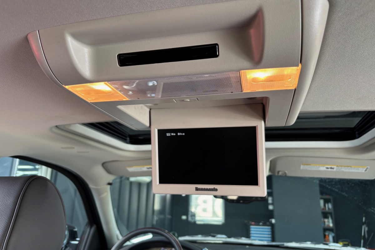 Ponuka vozidiel / Cadillac Escalade 6.2 V8 Platinum Edition A/T - video Ponuka vozidiel / Cadillac Escalade 6.2 V8 Platinum Edition A/T - video
