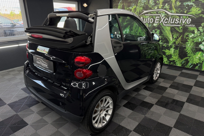 Ponuka vozidiel / Smart Fortwo cabrio passion 84k - video Ponuka vozidiel / Smart Fortwo cabrio passion 84k - video