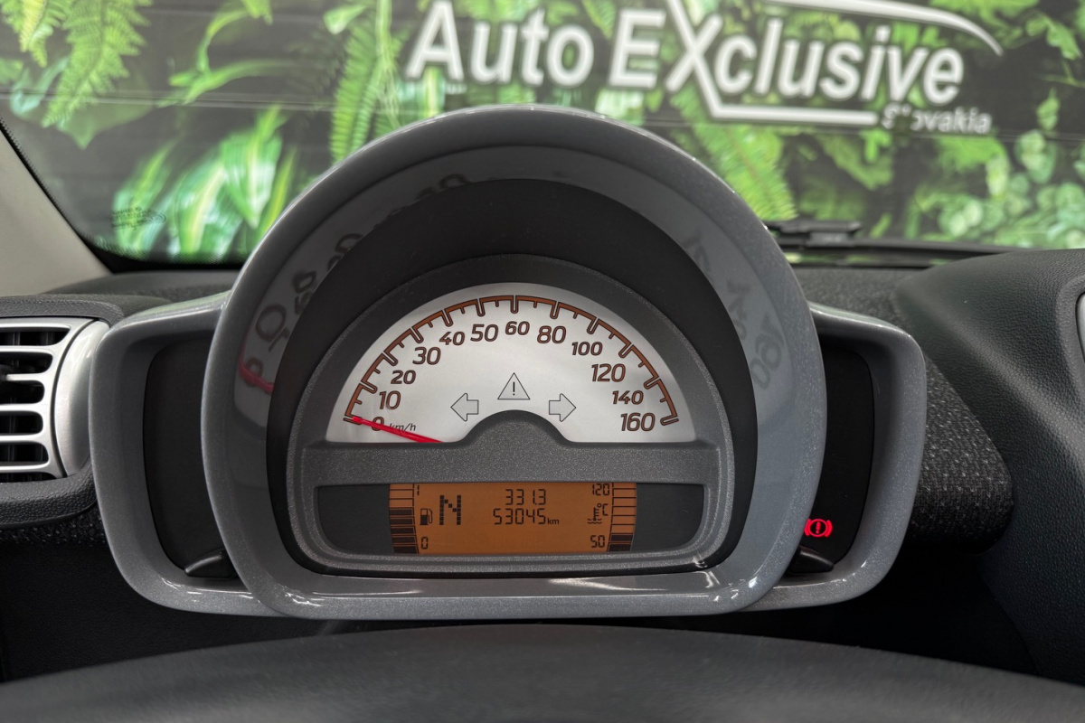 Ponuka vozidiel / Smart Fortwo cabrio passion 84k - video Ponuka vozidiel / Smart Fortwo cabrio passion 84k - video