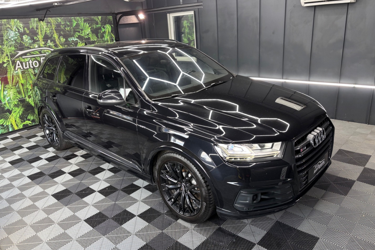 Ponuka vozidiel / Audi SQ7 4.0 TDI V8 QUATTRO - video Ponuka vozidiel / Audi SQ7 4.0 TDI V8 QUATTRO - video