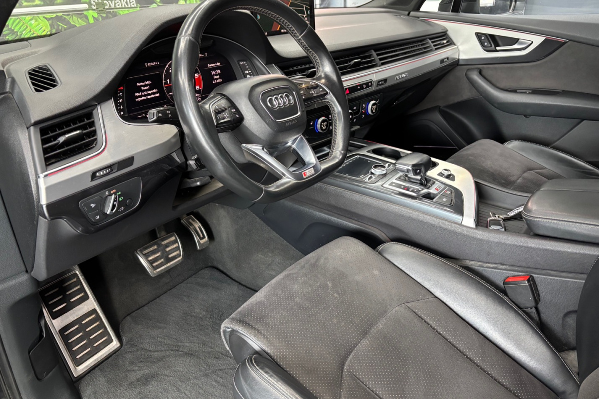 Ponuka vozidiel / Audi SQ7 4.0 TDI V8 QUATTRO - video Ponuka vozidiel / Audi SQ7 4.0 TDI V8 QUATTRO - video