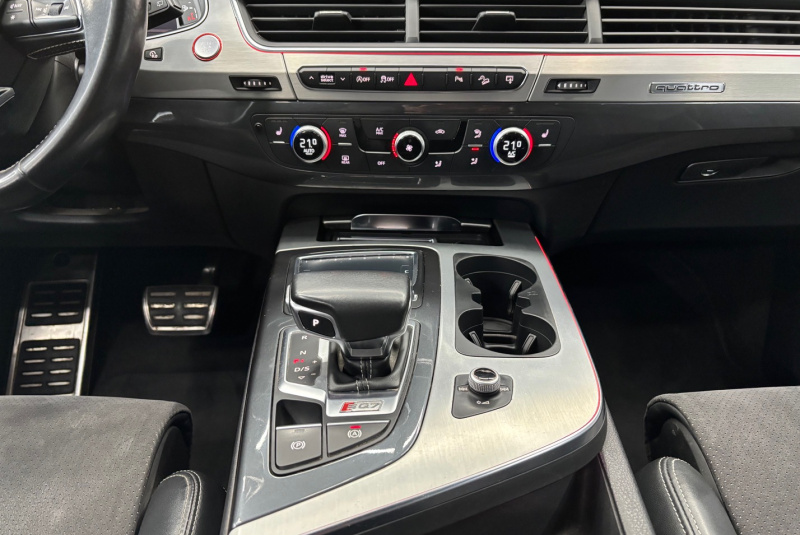 Ponuka vozidiel / Audi SQ7 4.0 TDI V8 QUATTRO - video Ponuka vozidiel / Audi SQ7 4.0 TDI V8 QUATTRO - video