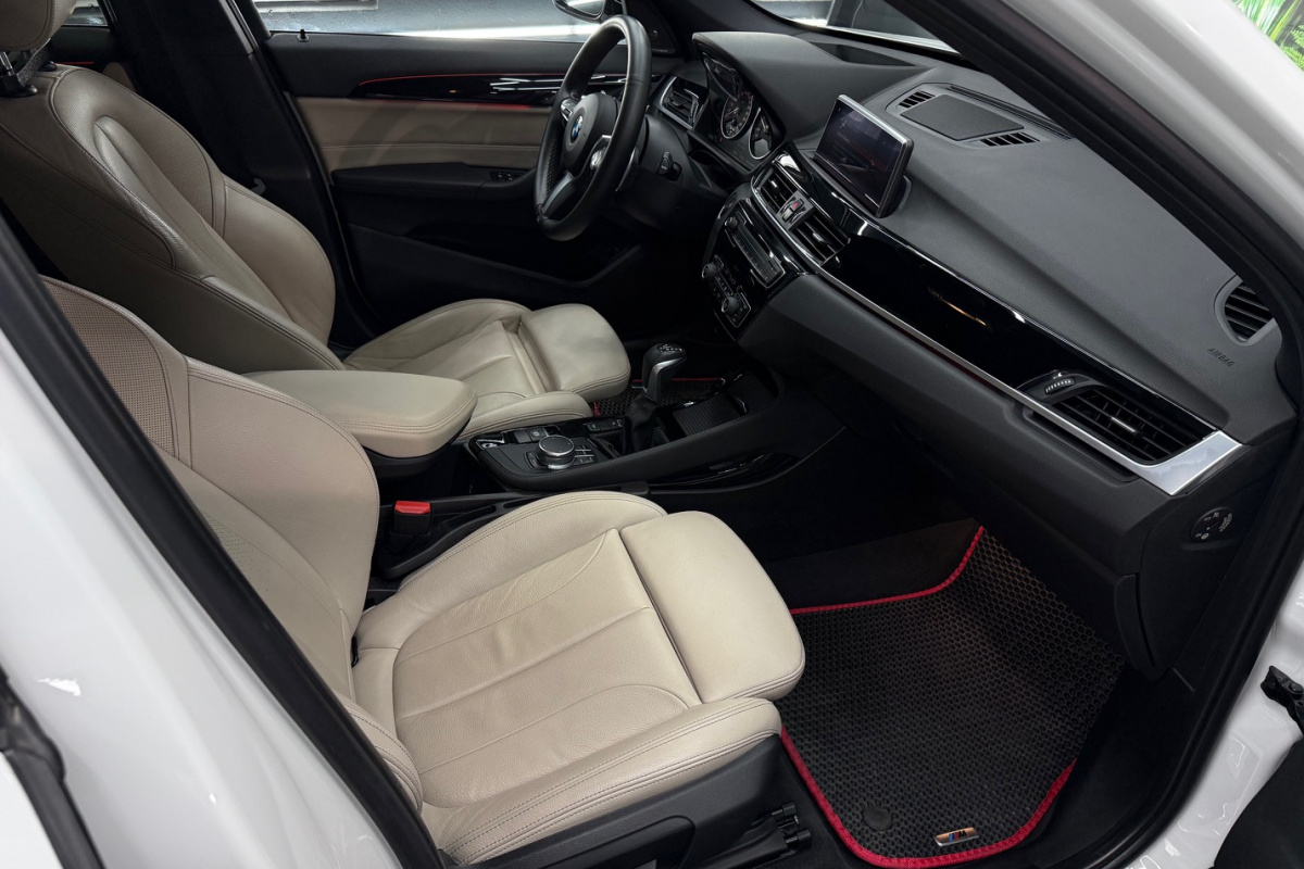 Ponuka vozidiel / BMW X1 xDrive 20d A/T - video Ponuka vozidiel / BMW X1 xDrive 20d A/T - video