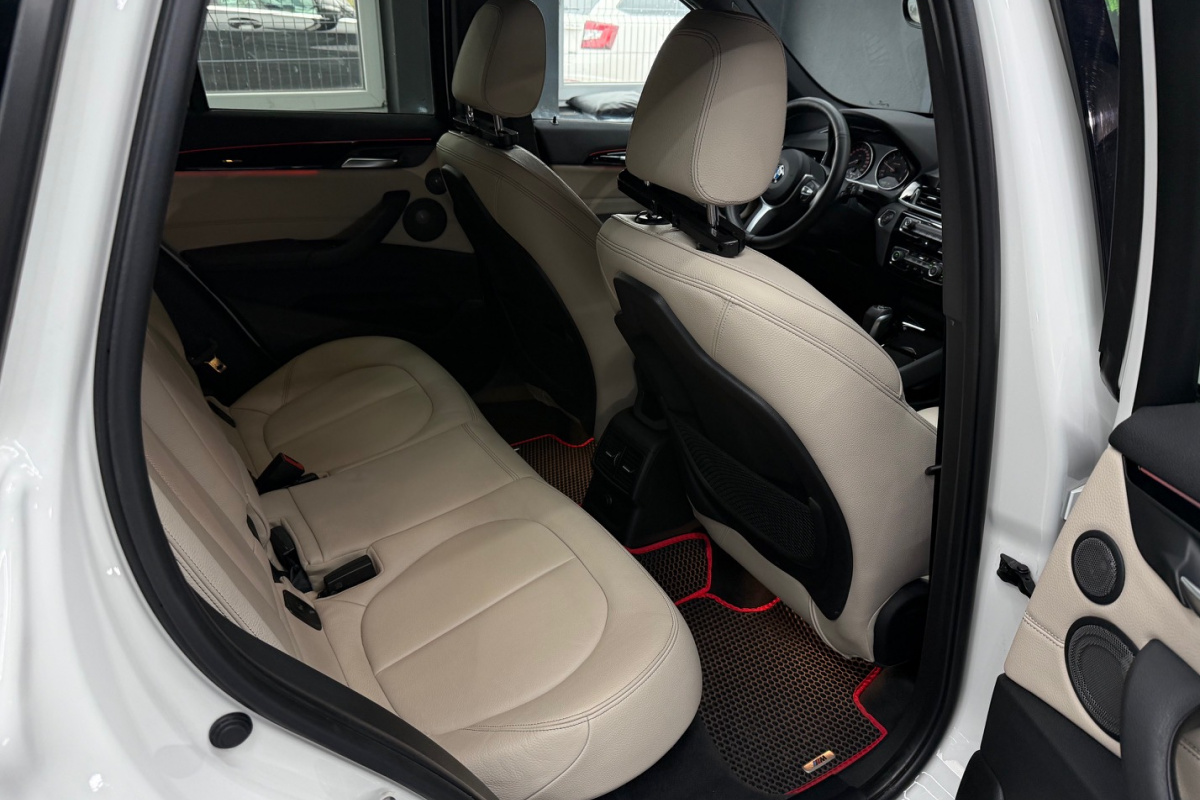 Ponuka vozidiel / BMW X1 xDrive 20d A/T - video Ponuka vozidiel / BMW X1 xDrive 20d A/T - video