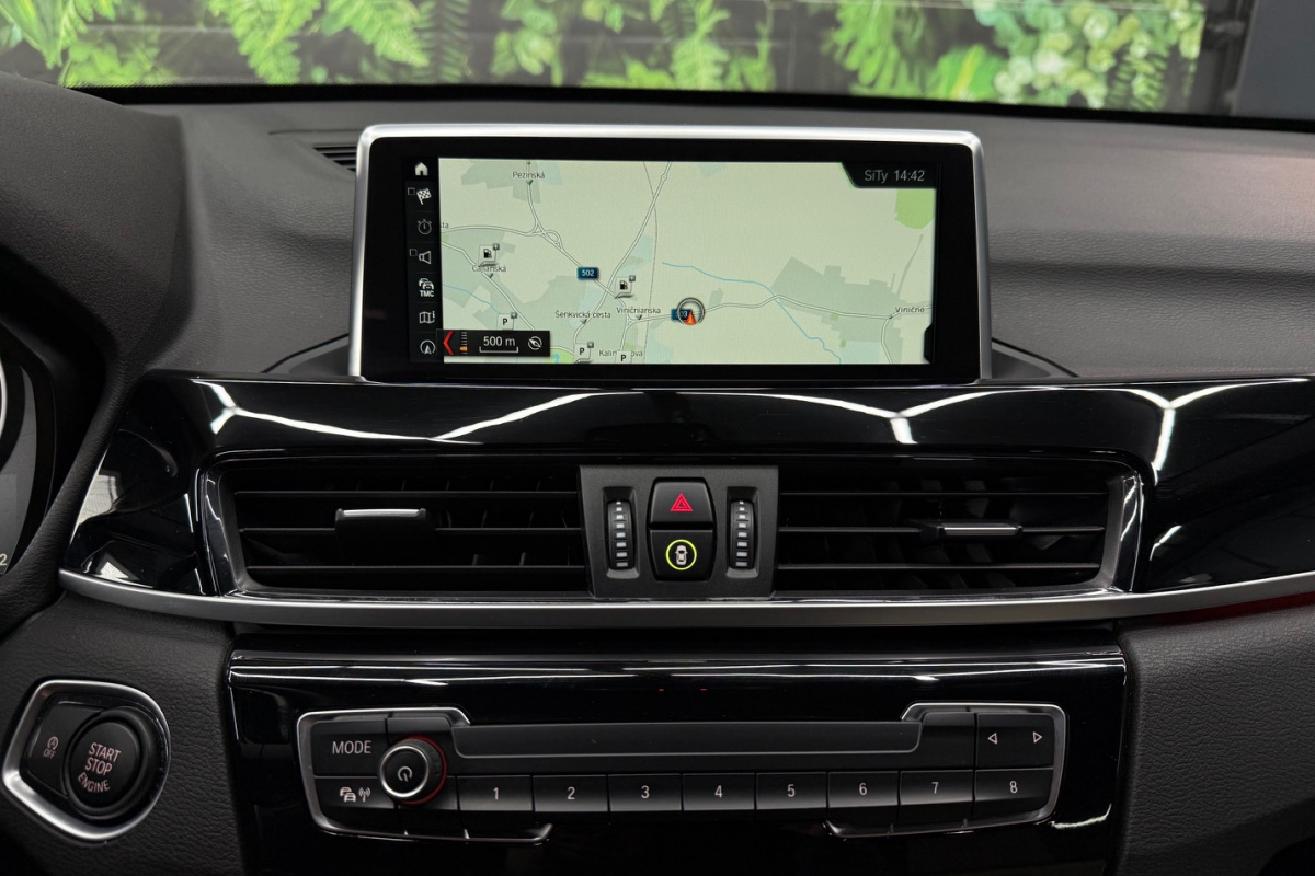 Ponuka vozidiel / BMW X1 xDrive 20d A/T - video Ponuka vozidiel / BMW X1 xDrive 20d A/T - video