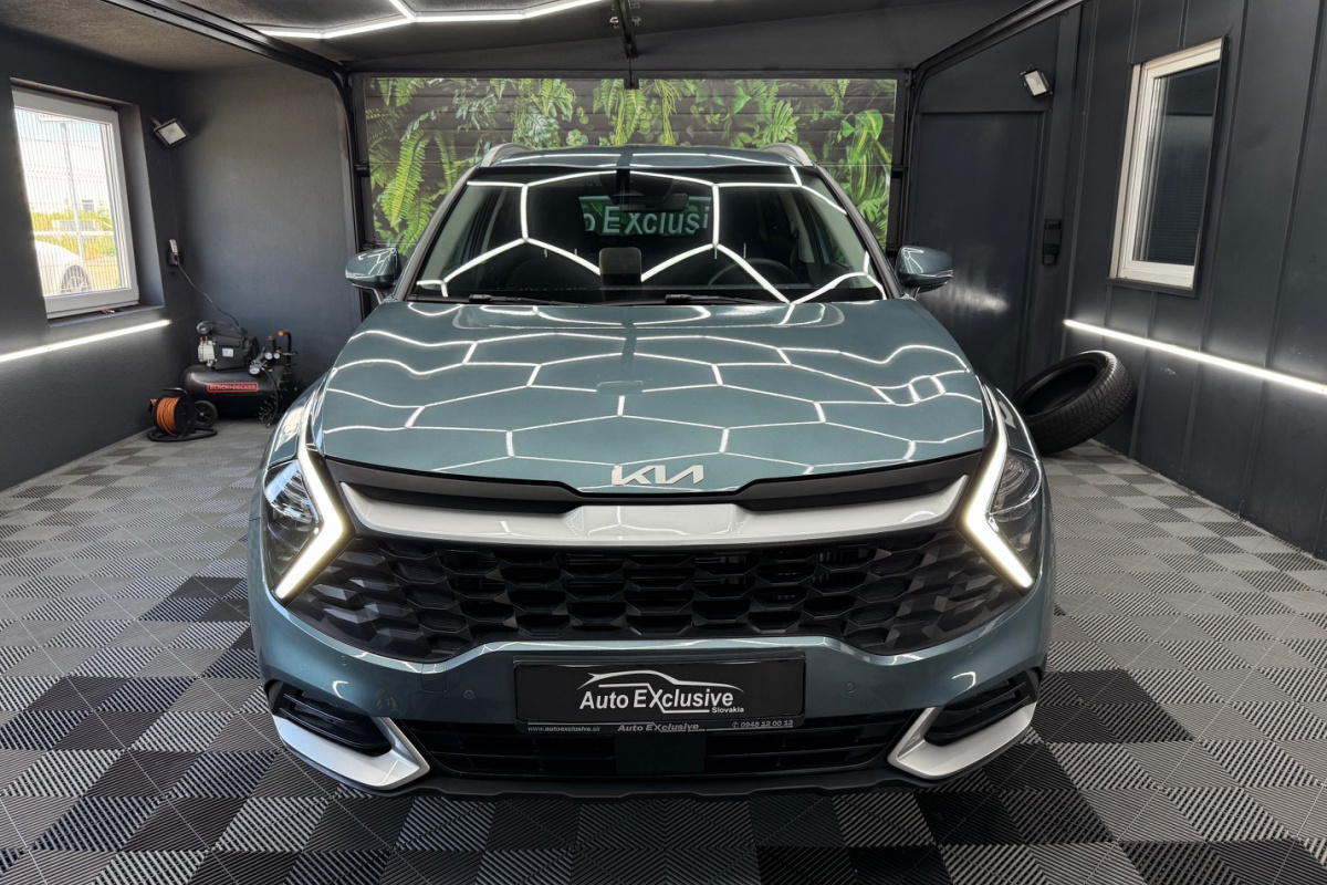 Ponuka vozidiel / Kia Sportage 1.6 CRDi mHEV Platinum A/T - video Ponuka vozidiel / Kia Sportage 1.6 CRDi mHEV Platinum A/T - video