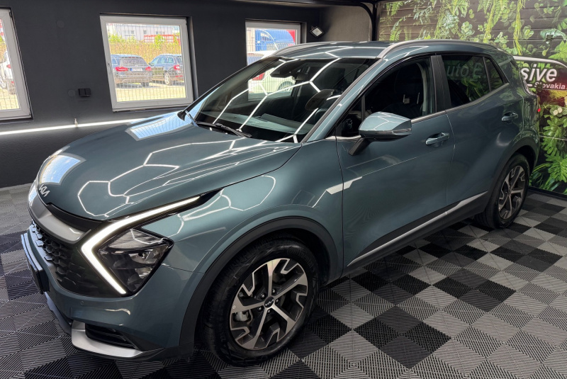 Ponuka vozidiel / Kia Sportage 1.6 CRDi mHEV Platinum A/T - video Ponuka vozidiel / Kia Sportage 1.6 CRDi mHEV Platinum A/T - video