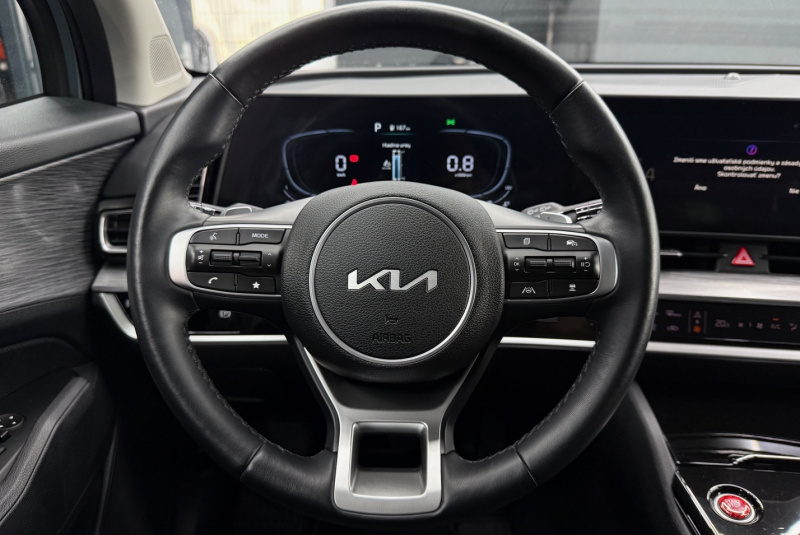 Ponuka vozidiel / Kia Sportage 1.6 CRDi mHEV Platinum A/T - video Ponuka vozidiel / Kia Sportage 1.6 CRDi mHEV Platinum A/T - video
