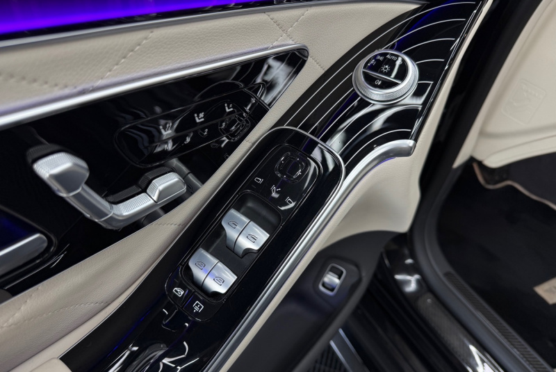 Ponuka vozidiel / Mercedes-Benz S trieda Sedan 580 Long MANSORY 4Matic A/T - video Ponuka vozidiel / Mercedes-Benz S trieda Sedan 580 Long MANSORY 4Matic A/T - video