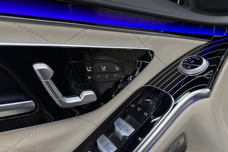 Ponuka vozidiel / Mercedes-Benz S trieda Sedan 580 Long MANSORY 4Matic A/T - video Ponuka vozidiel / Mercedes-Benz S trieda Sedan 580 Long MANSORY 4Matic A/T - video