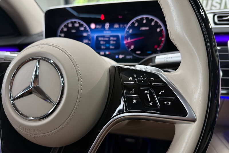Ponuka vozidiel / Mercedes-Benz S trieda Sedan 580 Long MANSORY 4Matic A/T - video Ponuka vozidiel / Mercedes-Benz S trieda Sedan 580 Long MANSORY 4Matic A/T - video