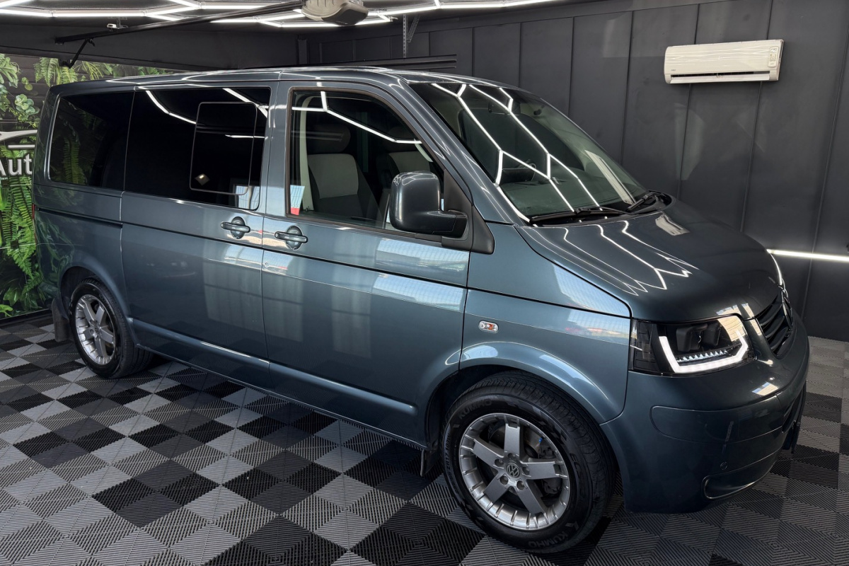Ponuka vozidiel / Volkswagen Multivan 2.5 TDi - video Ponuka vozidiel / Volkswagen Multivan 2.5 TDi - video