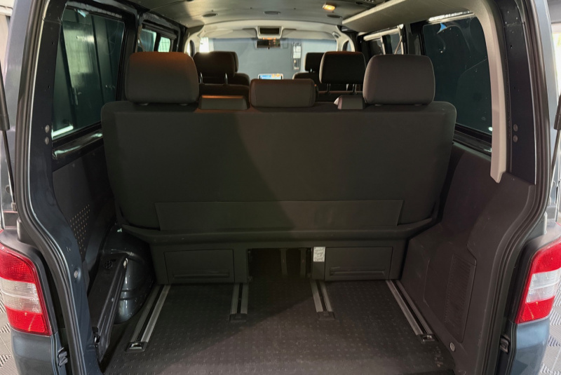 Ponuka vozidiel / Volkswagen Multivan 2.5 TDi - video Ponuka vozidiel / Volkswagen Multivan 2.5 TDi - video