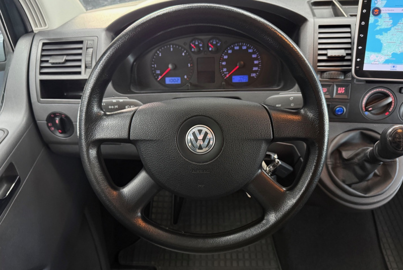 Ponuka vozidiel / Volkswagen Multivan 2.5 TDi - video Ponuka vozidiel / Volkswagen Multivan 2.5 TDi - video