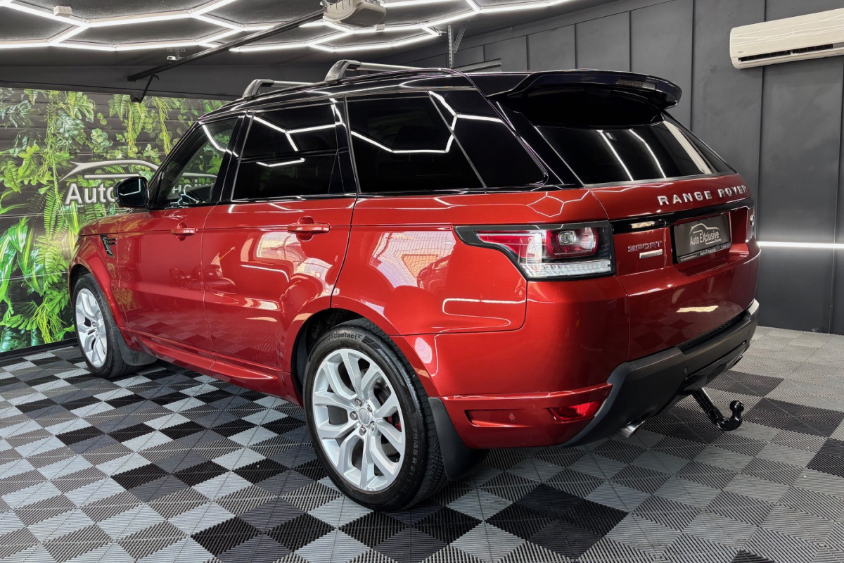 Ponuka vozidiel / Land Rover Range Rover Sport 3.0 SDV6 AUTOBIOGRAPHY DYNAMIC 7-MIESTNE - video Ponuka vozidiel / Land Rover Range Rover Sport 3.0 SDV6 AUTOBIOGRAPHY DYNAMIC 7-MIESTNE - video