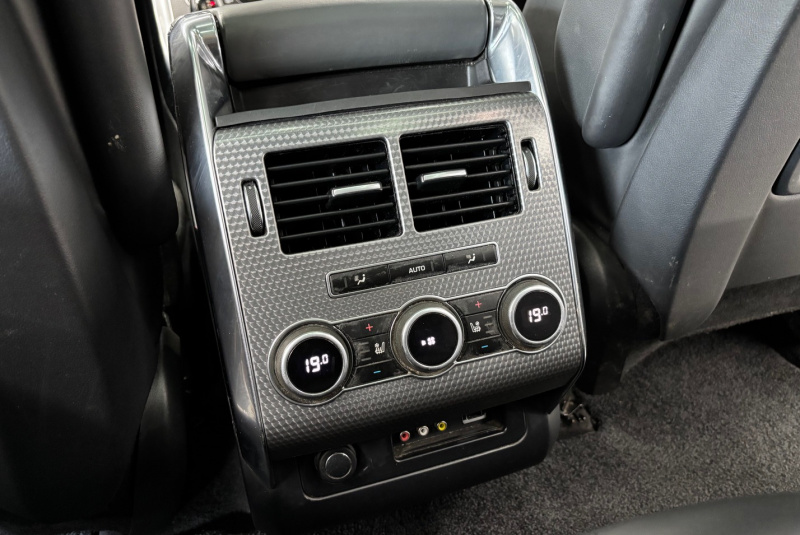 Ponuka vozidiel / Land Rover Range Rover Sport 3.0 SDV6 AUTOBIOGRAPHY DYNAMIC 7-MIESTNE - video Ponuka vozidiel / Land Rover Range Rover Sport 3.0 SDV6 AUTOBIOGRAPHY DYNAMIC 7-MIESTNE - video