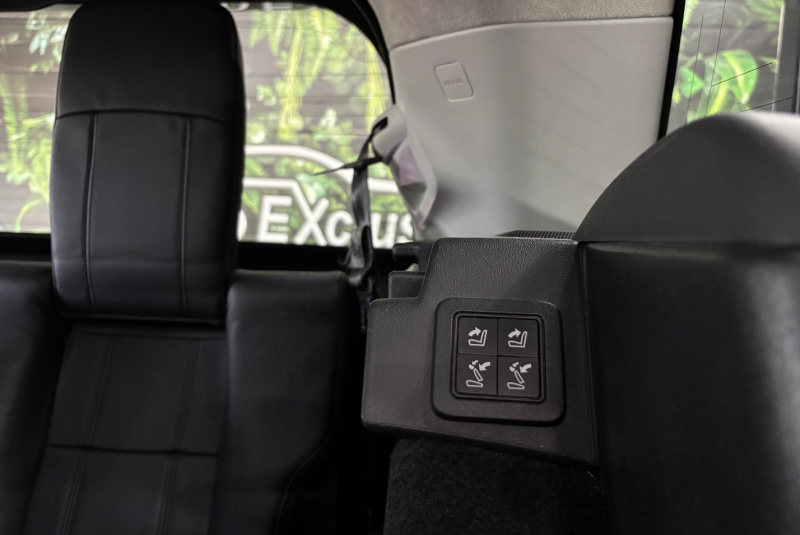 Ponuka vozidiel / Land Rover Range Rover Sport 3.0 SDV6 AUTOBIOGRAPHY DYNAMIC 7-MIESTNE - video Ponuka vozidiel / Land Rover Range Rover Sport 3.0 SDV6 AUTOBIOGRAPHY DYNAMIC 7-MIESTNE - video