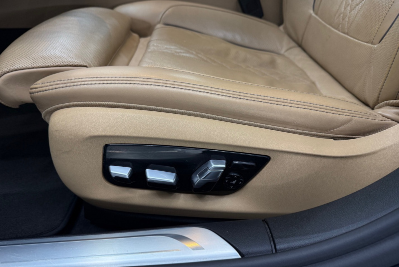 Ponuka vozidiel / BMW Rad 7 730d xDrive A/T - video Ponuka vozidiel / BMW Rad 7 730d xDrive A/T - video