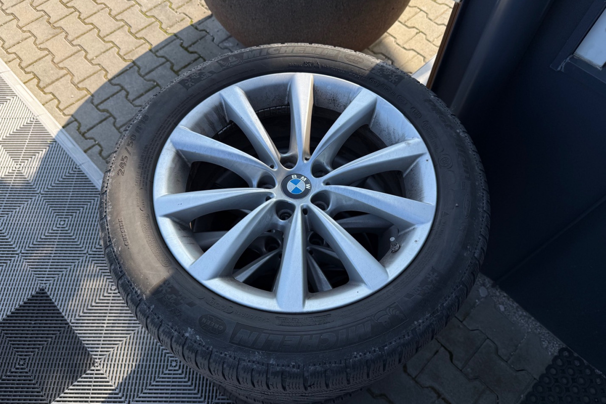 Ponuka vozidiel / BMW Rad 7 730d xDrive A/T - video Ponuka vozidiel / BMW Rad 7 730d xDrive A/T - video