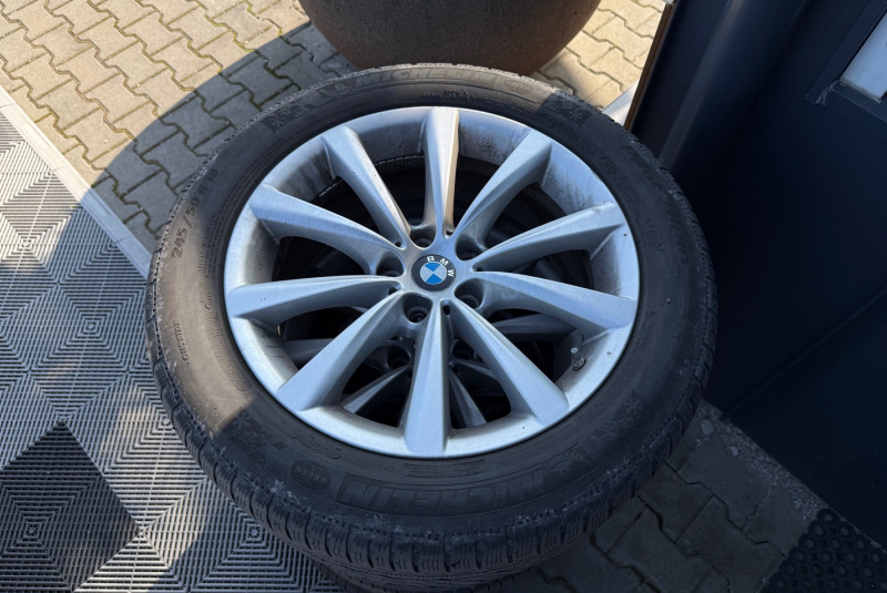 Ponuka vozidiel / BMW Rad 7 730d xDrive A/T - video Ponuka vozidiel / BMW Rad 7 730d xDrive A/T - video