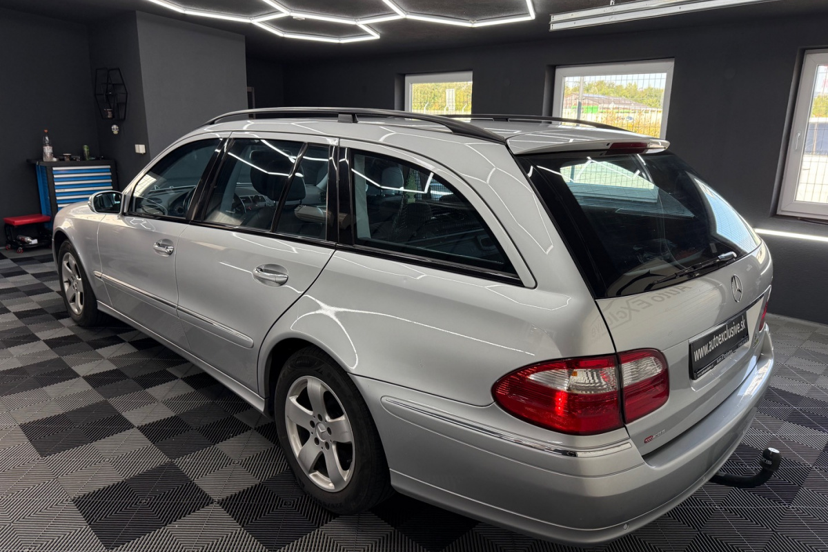 Ponuka vozidiel / Mercedes-Benz E trieda Kombi 280 CDI Avantgarde A/T 4-matic - video Ponuka vozidiel / Mercedes-Benz E trieda Kombi 280 CDI Avantgarde A/T 4-matic - video