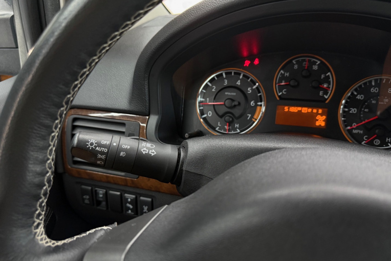 Ponuka vozidiel / Nissan ARMADA PLATINUM 5.6 V8 - video Ponuka vozidiel / Nissan ARMADA PLATINUM 5.6 V8 - video