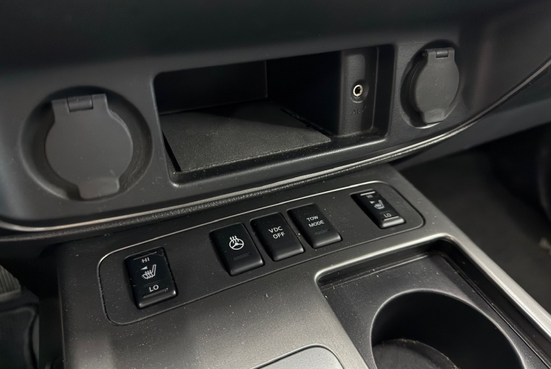 Ponuka vozidiel / Nissan ARMADA PLATINUM 5.6 V8 - video Ponuka vozidiel / Nissan ARMADA PLATINUM 5.6 V8 - video