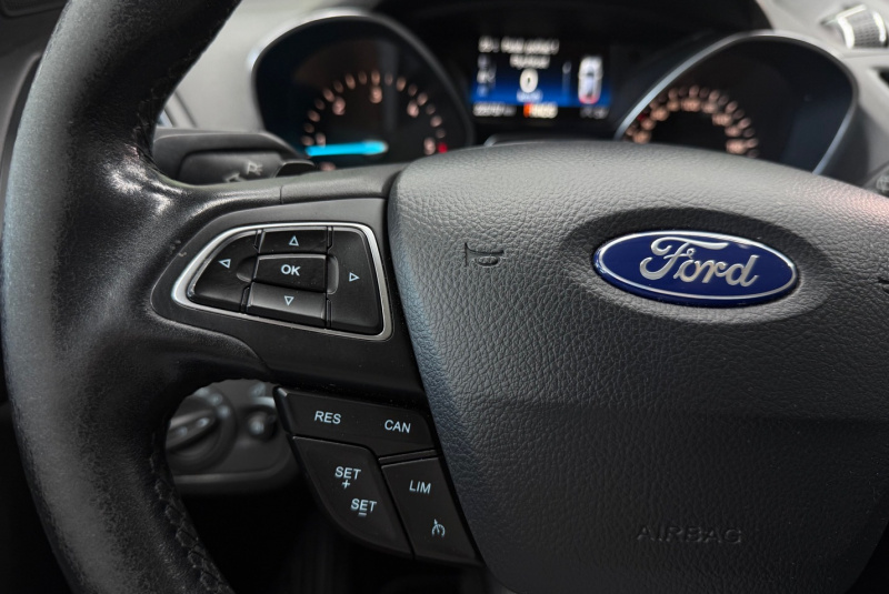 Ponuka vozidiel / Ford Kuga 2.0 TDCi Duratorq Business A/T AWD - video Ponuka vozidiel / Ford Kuga 2.0 TDCi Duratorq Business A/T AWD - video