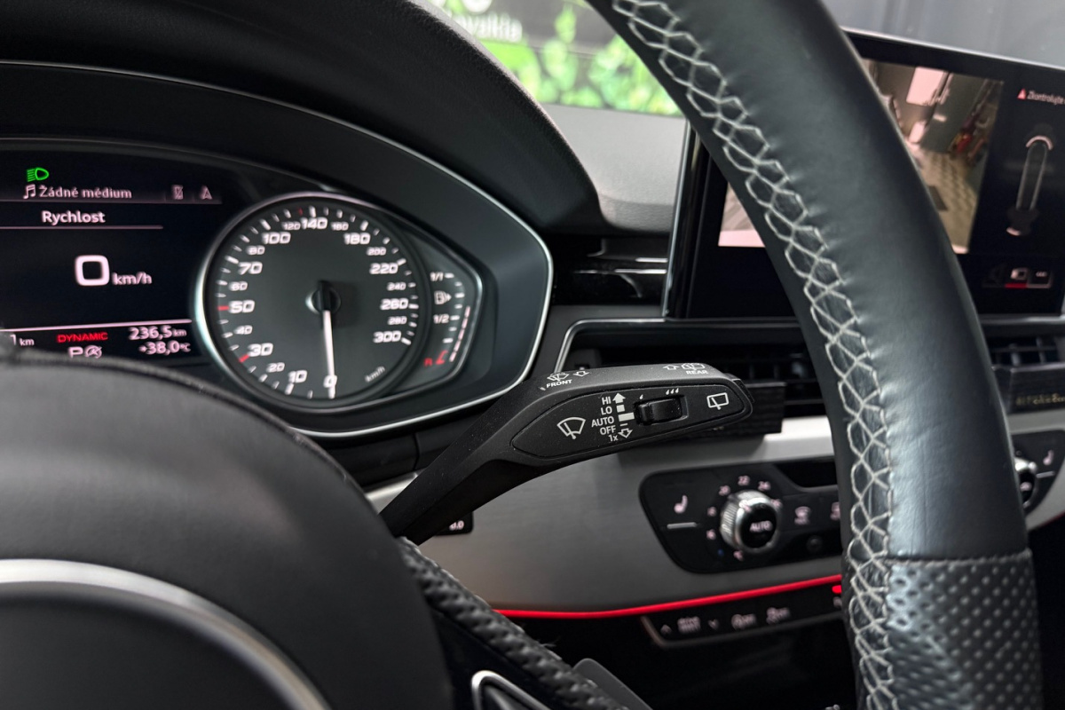 Ponuka vozidiel / Audi S4/S4 Avant 3.0 TDi Quattro - video Ponuka vozidiel / Audi S4/S4 Avant 3.0 TDi Quattro - video