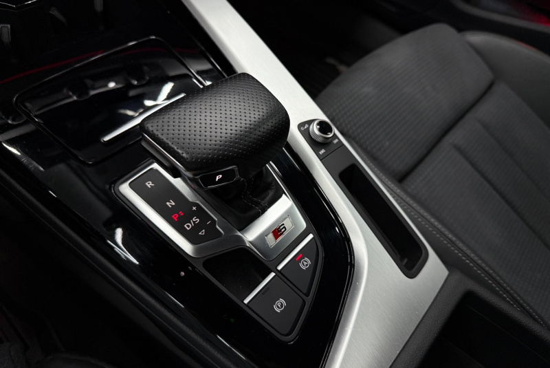 Ponuka vozidiel / Audi S4/S4 Avant 3.0 TDi Quattro - video Ponuka vozidiel / Audi S4/S4 Avant 3.0 TDi Quattro - video
