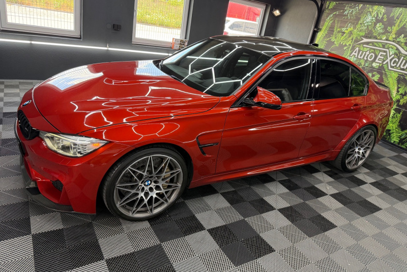 Ponuka vozidiel / BMW M3 Competition 3.0 A/T Carbon Packet - video Ponuka vozidiel / BMW M3 Competition 3.0 A/T Carbon Packet - video