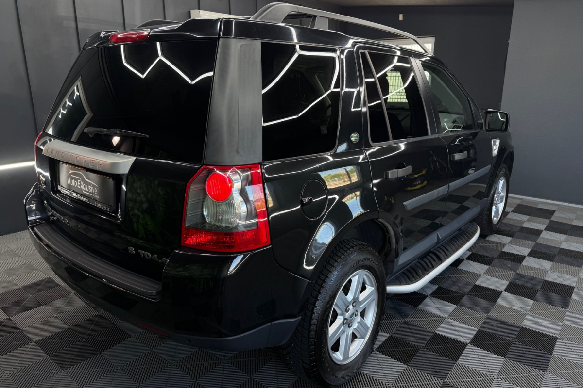 Ponuka vozidiel / Land Rover Freelander 2.2 S TD4.e - video Ponuka vozidiel / Land Rover Freelander 2.2 S TD4.e - video