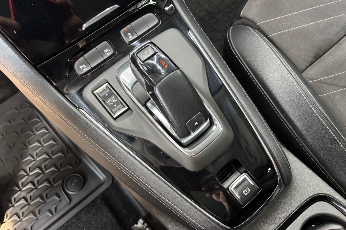 Ponuka vozidiel / Opel Grandland 1.2 TURBO S S A/T - video Ponuka vozidiel / Opel Grandland 1.2 TURBO S S A/T - video