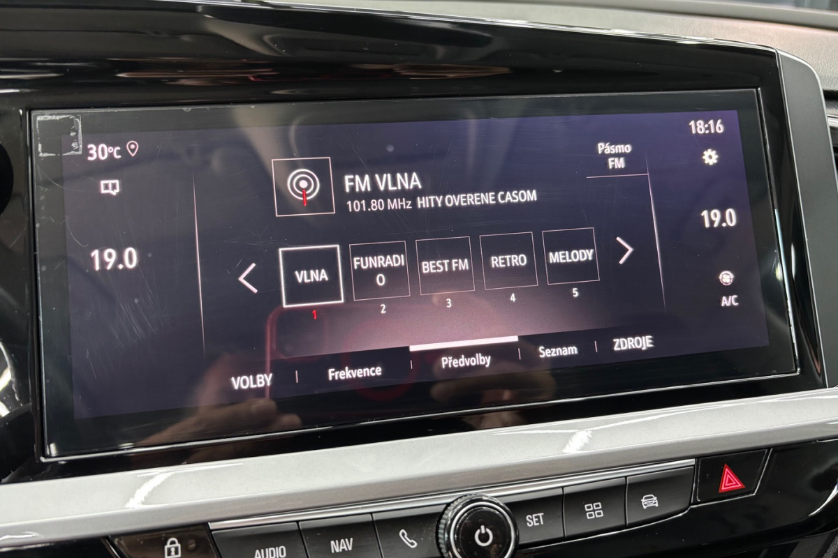 Ponuka vozidiel / Opel Grandland 1.2 TURBO S S A/T - video Ponuka vozidiel / Opel Grandland 1.2 TURBO S S A/T - video