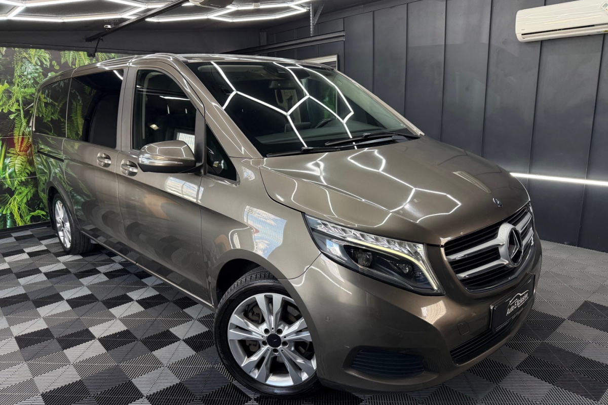 Ponuka vozidiel / Mercedes-Benz V trieda V250 d lang A/T 4Matic - video Ponuka vozidiel / Mercedes-Benz V trieda V250 d lang A/T 4Matic - video