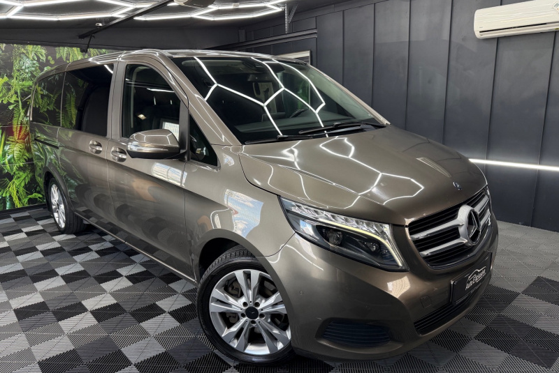 Ponuka vozidiel / Mercedes-Benz V trieda V250 d lang A/T 4Matic - video Ponuka vozidiel / Mercedes-Benz V trieda V250 d lang A/T 4Matic - video