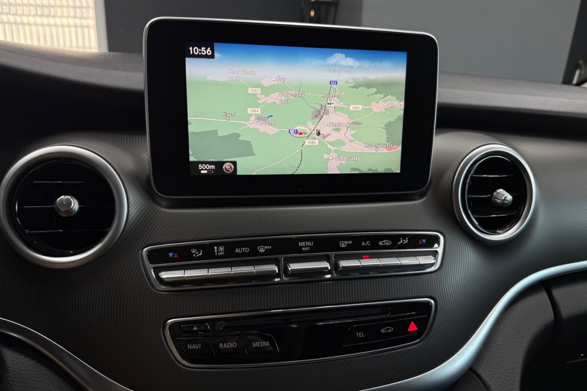 Ponuka vozidiel / Mercedes-Benz V trieda V250 d lang A/T 4Matic - video Ponuka vozidiel / Mercedes-Benz V trieda V250 d lang A/T 4Matic - video
