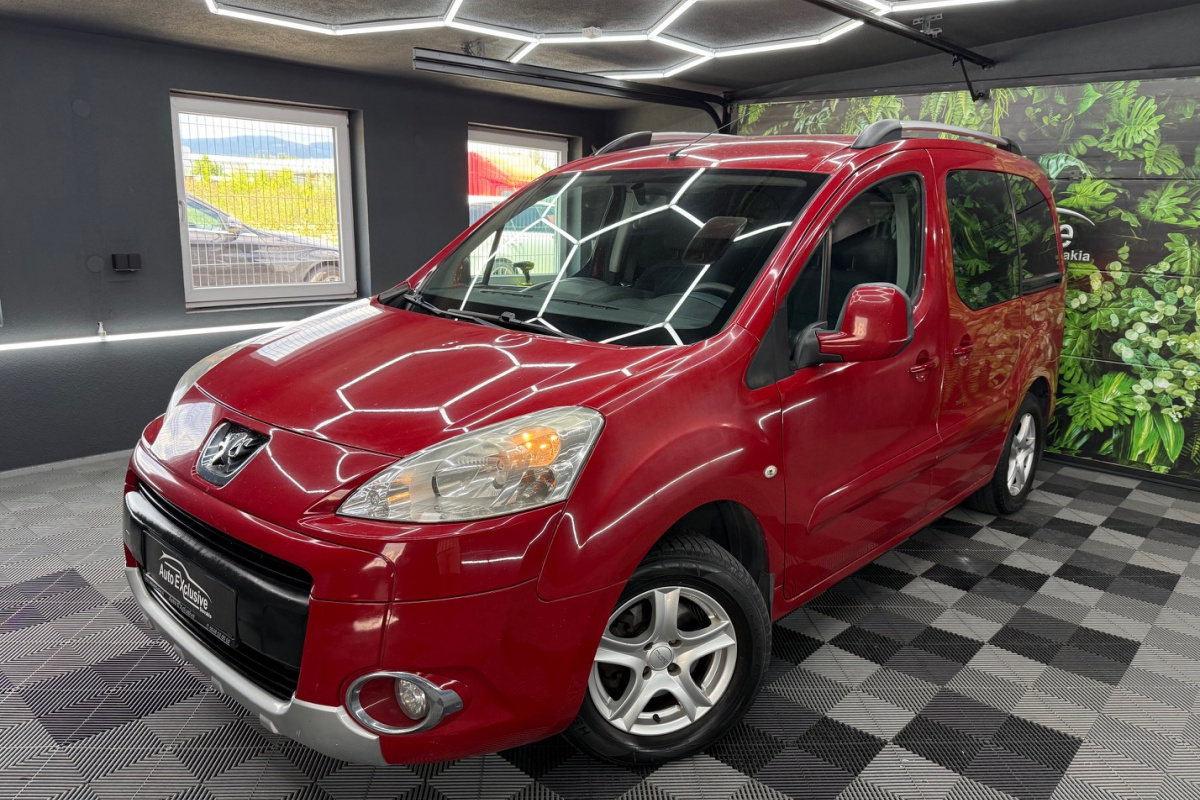 Ponuka vozidiel / Peugeot Partner Tepee 1.6 HDi FAP 92k Happy Family - video Ponuka vozidiel / Peugeot Partner Tepee 1.6 HDi FAP 92k Happy Family - video