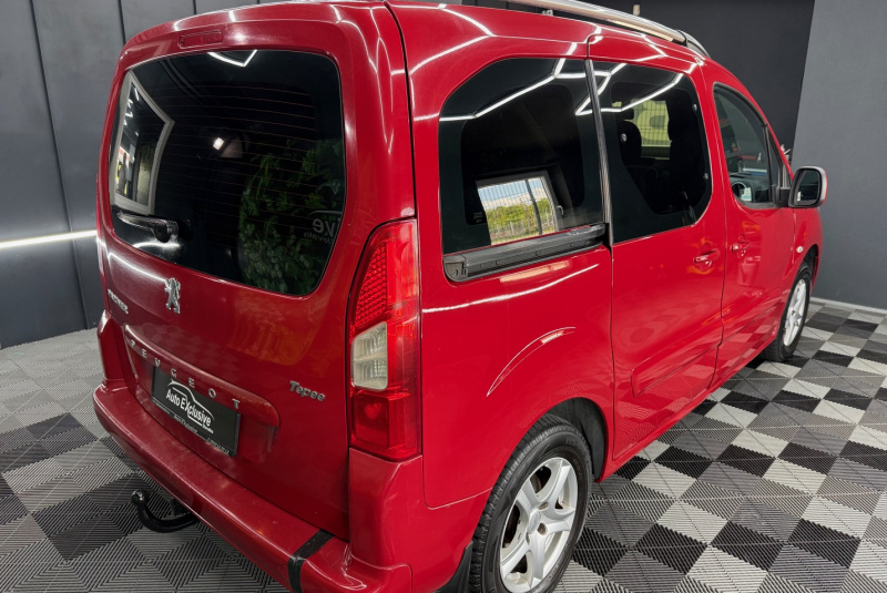 Ponuka vozidiel / Peugeot Partner Tepee 1.6 HDi FAP 92k Happy Family - video Ponuka vozidiel / Peugeot Partner Tepee 1.6 HDi FAP 92k Happy Family - video