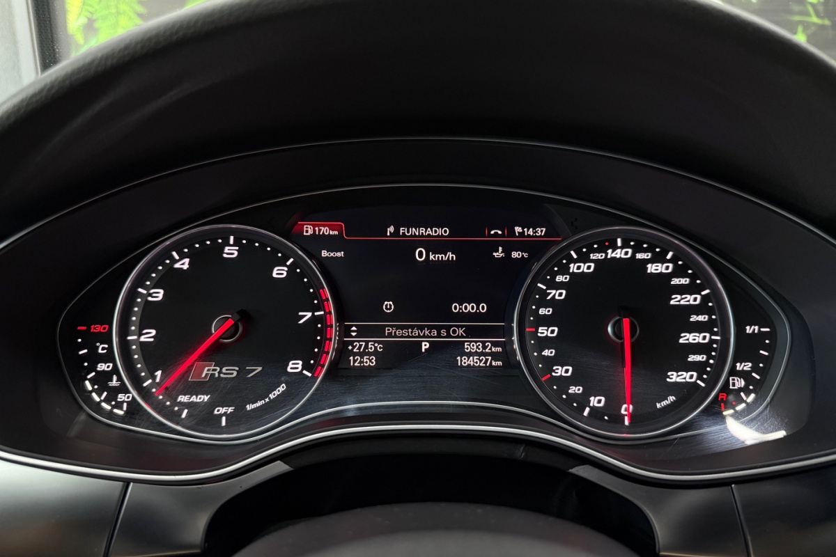 Ponuka vozidiel / Audi RS7 4.0 V8 Quattro - video Ponuka vozidiel / Audi RS7 4.0 V8 Quattro - video