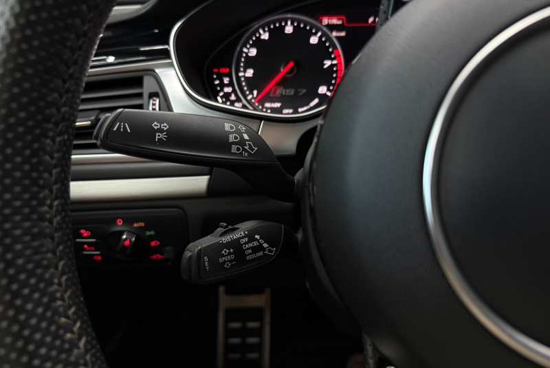 Ponuka vozidiel / Audi RS7 4.0 V8 Quattro - video Ponuka vozidiel / Audi RS7 4.0 V8 Quattro - video