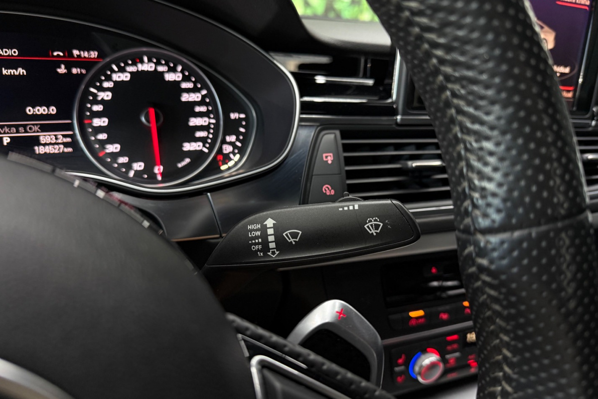 Ponuka vozidiel / Audi RS7 4.0 V8 Quattro - video Ponuka vozidiel / Audi RS7 4.0 V8 Quattro - video