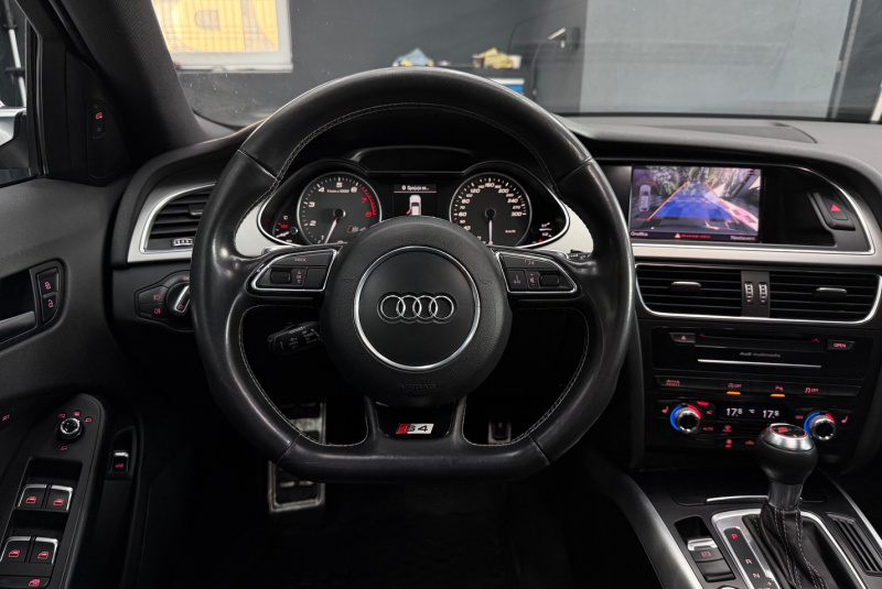 Ponuka vozidiel / Audi S4 Avant 3.0 TFSI QUATTRO AUTOMAT - video Ponuka vozidiel / Audi S4 Avant 3.0 TFSI QUATTRO AUTOMAT - video