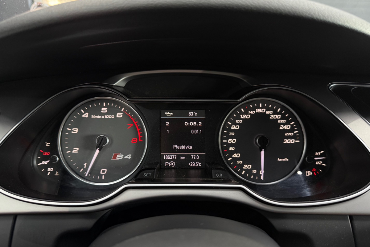 Ponuka vozidiel / Audi S4 Avant 3.0 TFSI QUATTRO AUTOMAT - video Ponuka vozidiel / Audi S4 Avant 3.0 TFSI QUATTRO AUTOMAT - video