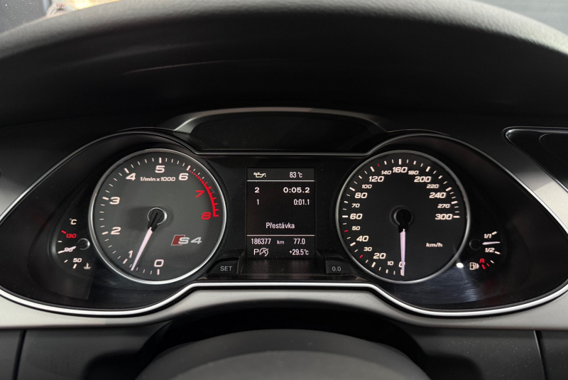 Ponuka vozidiel / Audi S4 Avant 3.0 TFSI QUATTRO AUTOMAT - video Ponuka vozidiel / Audi S4 Avant 3.0 TFSI QUATTRO AUTOMAT - video