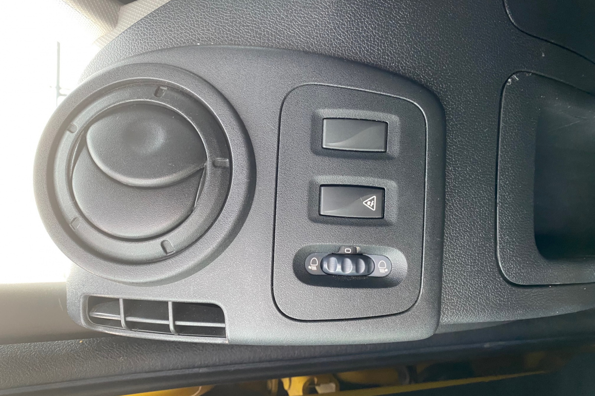 Ponuka vozidiel / Renault Master 2.3 L4H4 - video Ponuka vozidiel / Renault Master 2.3 L4H4 - video