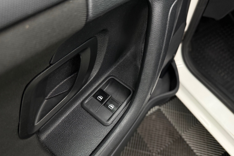 Ponuka vozidiel / Škoda Roomster 1.2 TSI 105k Active - video Ponuka vozidiel / Škoda Roomster 1.2 TSI 105k Active - video