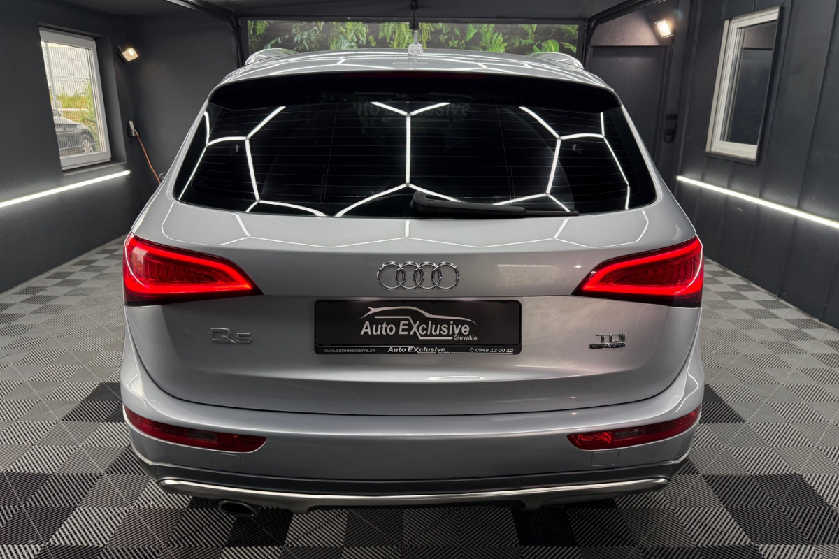 Ponuka vozidiel / Audi Q5 2.0 TDI 190k quattro S tronic Sport - video Ponuka vozidiel / Audi Q5 2.0 TDI 190k quattro S tronic Sport - video