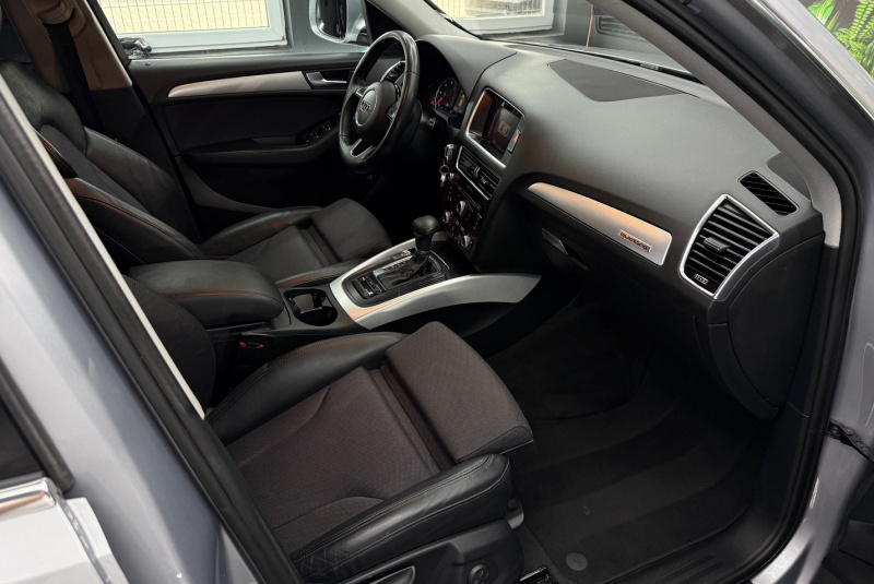 Ponuka vozidiel / Audi Q5 2.0 TDI 190k quattro S tronic Sport - video Ponuka vozidiel / Audi Q5 2.0 TDI 190k quattro S tronic Sport - video